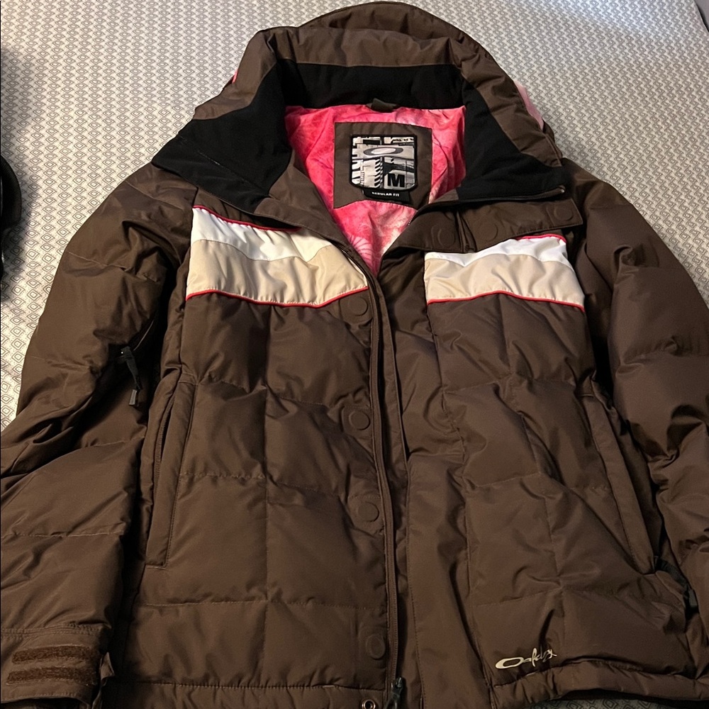 Oakley Women's Brown Ski Jacket with Pink and White Accents